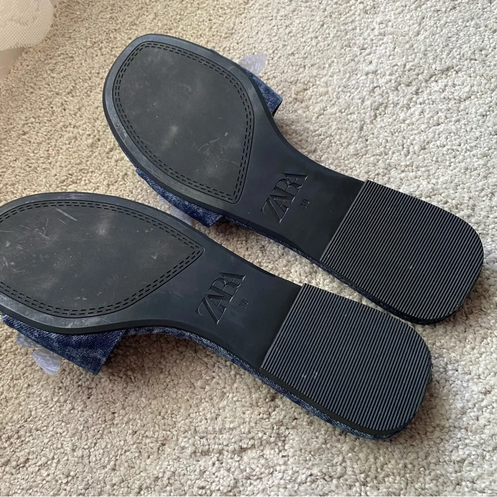 Zara Denim Butterfly Sandals - Picture 7 of 7